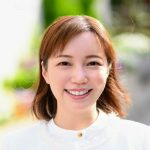 安達　桃子